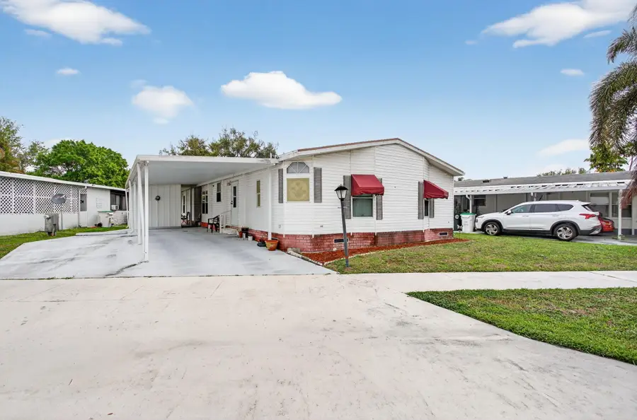 6482 NW 37th Avenue, Coconut Creek, FL 33073 - #2