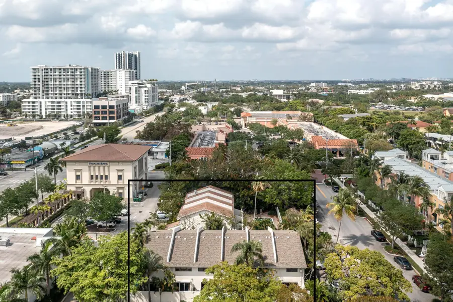 563 NE 7th Avenue, Fort Lauderdale, FL 33301 - #2