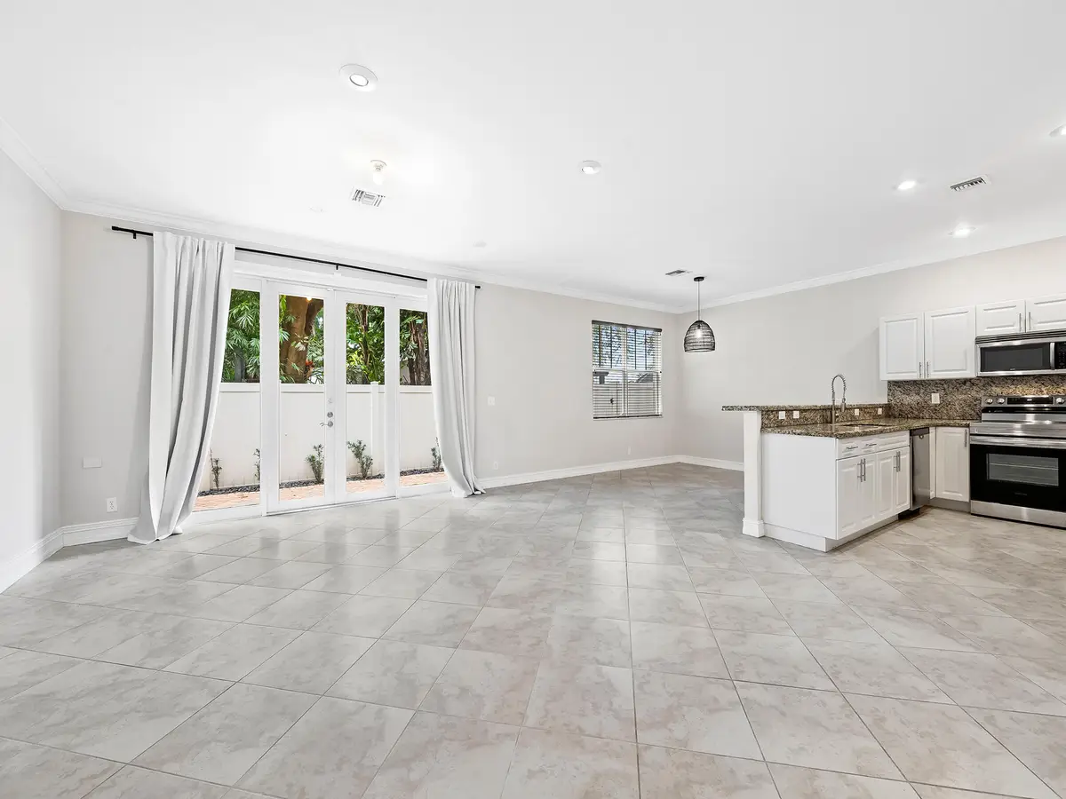 3434 NE 13th Avenue, Oakland Park, FL 33334 - #1