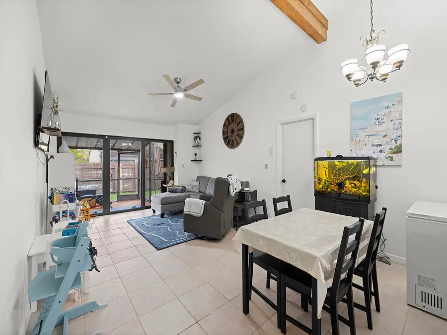 2331 Peach Court, Pembroke Pines, FL 33026 - #2