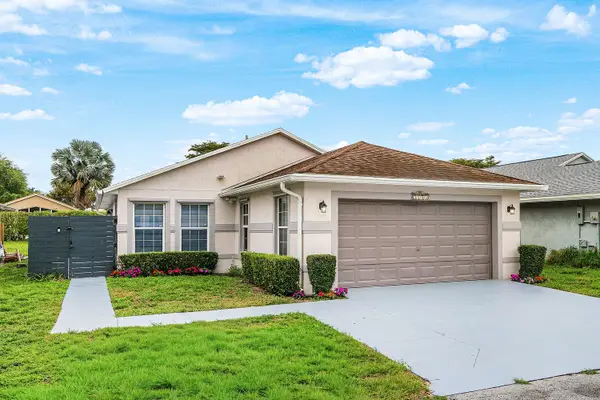 5713 Boynton Bay Circle, Boynton Beach, FL 33437