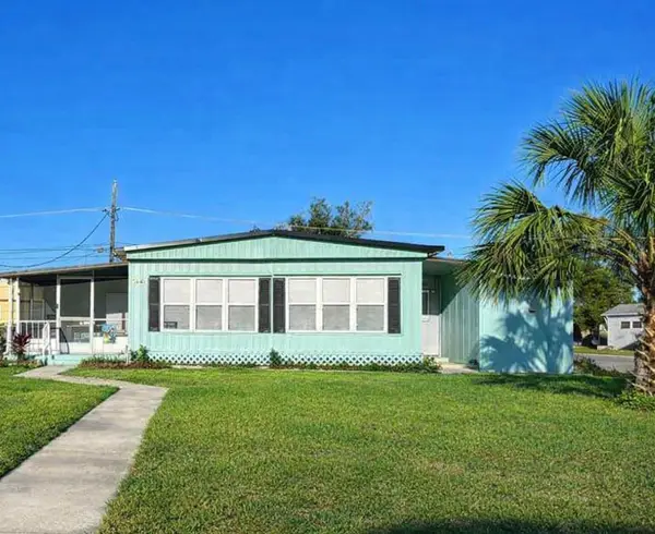 5440 Pineland Avenue, Port Orange, FL 32127