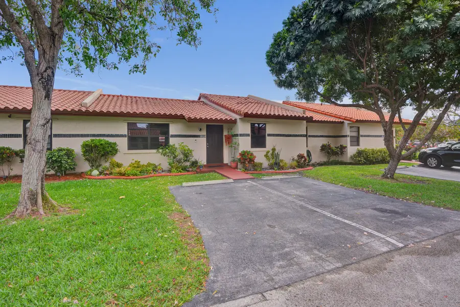 5810 SW 112th Way, Cooper City, FL 33330 - #3