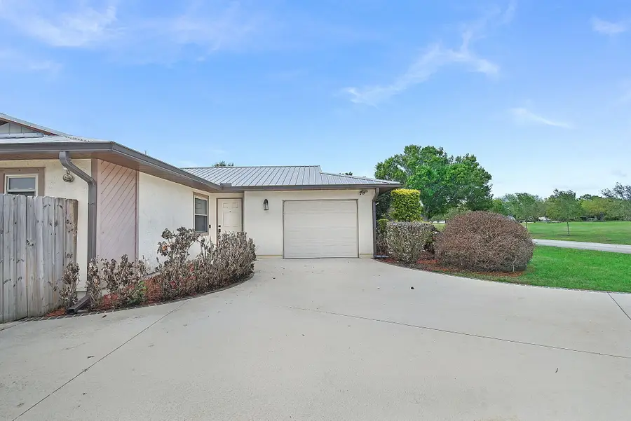 542 NW La Brea Avenue, Port Saint Lucie, FL 34983 - #2
