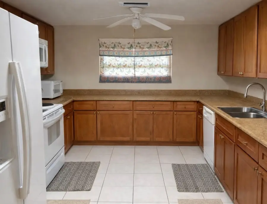 5808 NW 84th Terrace, Tamarac, FL 33321 - #3