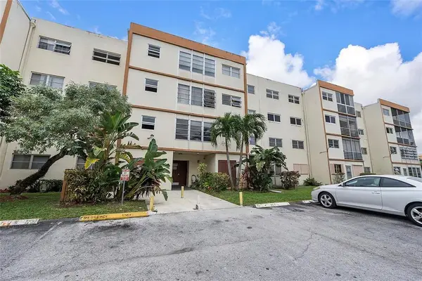 4042 NW 19th Street #409, Lauderhill, FL 33313