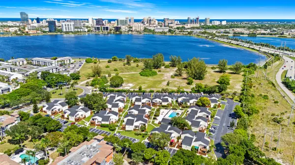 637 Executive Center Drive, West Palm Beach, FL 33401