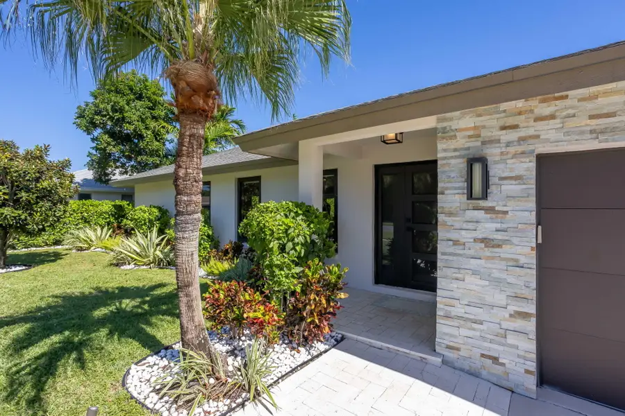 2520 SW 5th Street, Boynton Beach, FL 33435 - #3