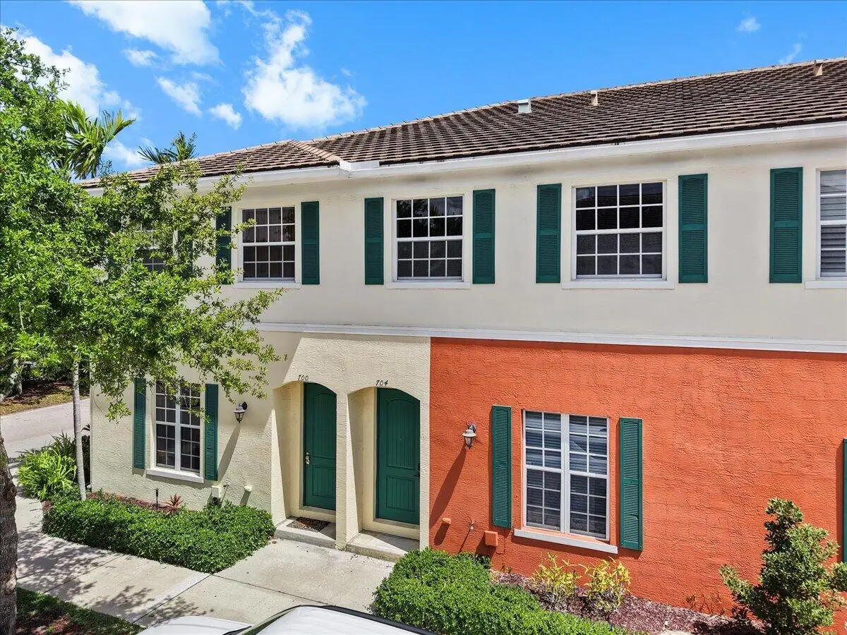 704 SW 2nd Avenue, Pompano Beach, FL 33060 - #1