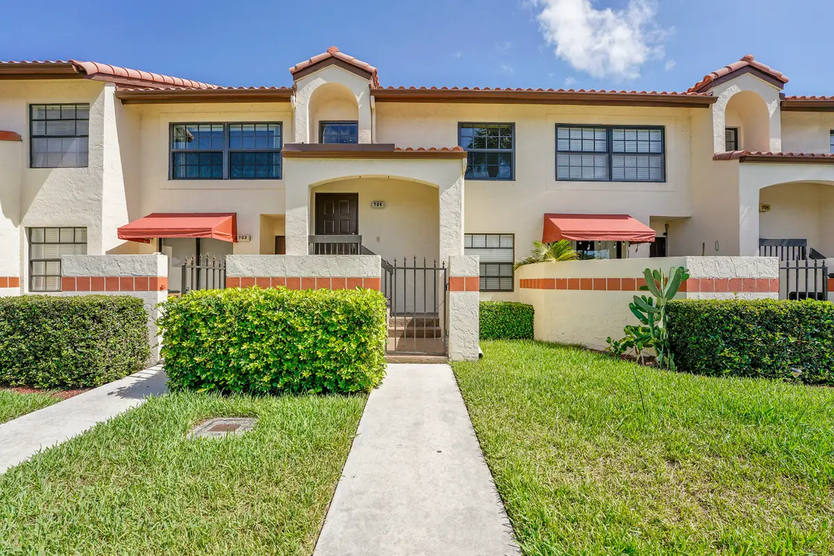 704 Freedom Court, Deerfield Beach, FL 33442 - #1