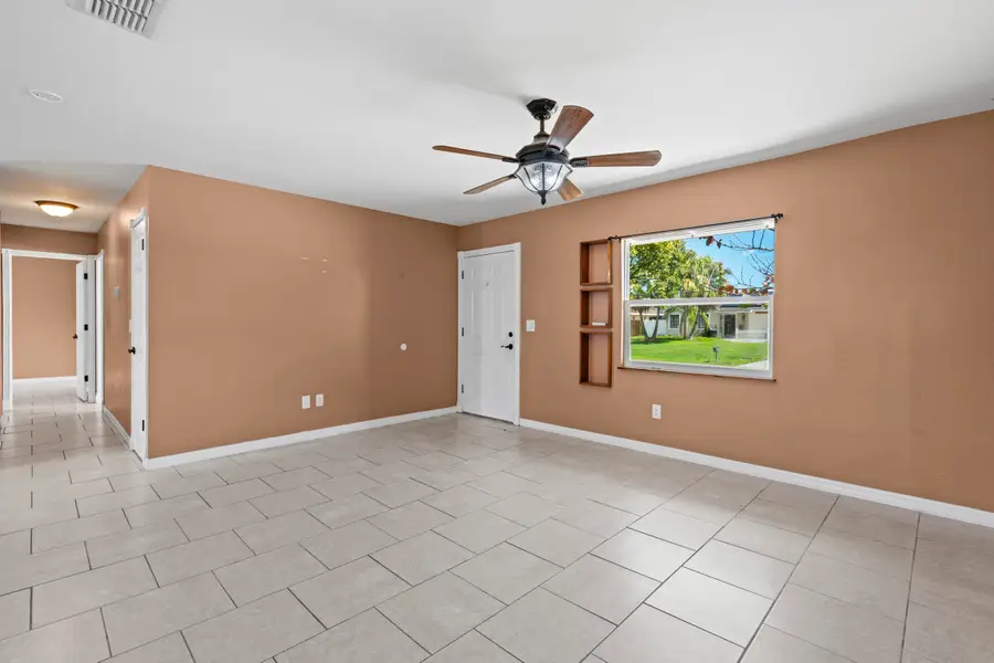 432 SE Whitmore Drive, Port Saint Lucie, FL 34984 - #2
