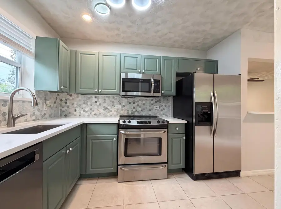 417 NW 2nd Street, Boynton Beach, FL 33435 - #2