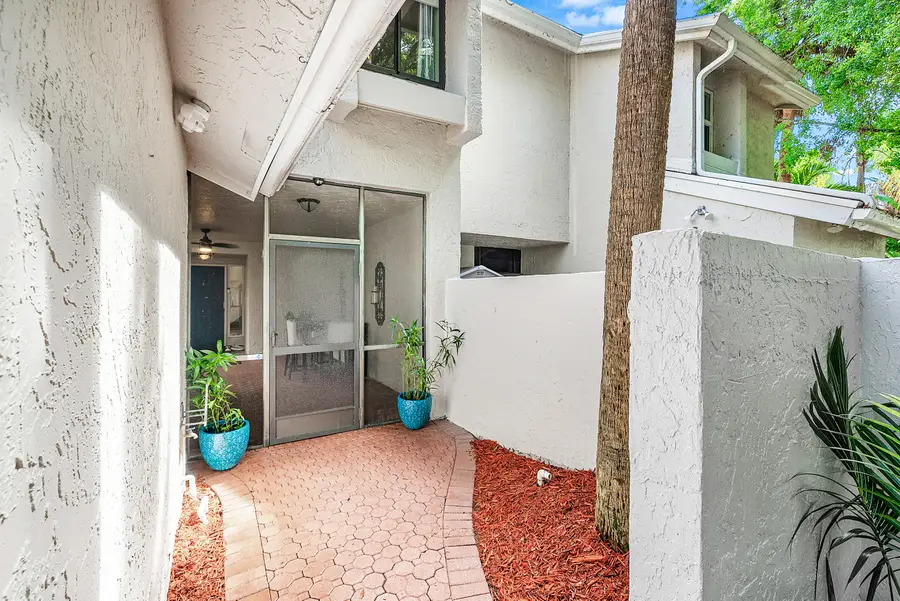 6595 Parkview Drive #D, Boca Raton, FL 33433 - #3