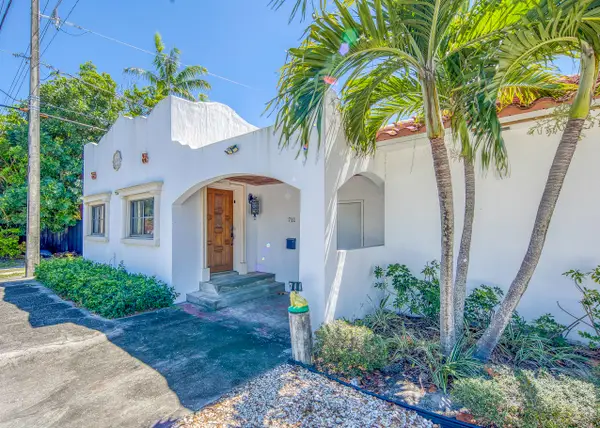 711 12th Avenue N, Lake Worth Beach, FL 33460