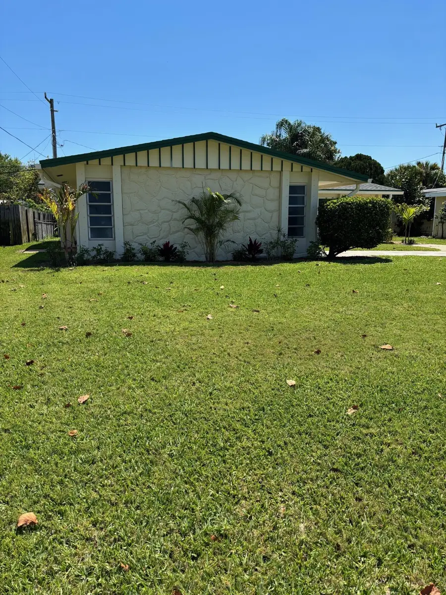 284 Cherry Street, Palm Beach Gardens, FL 33410 - #3