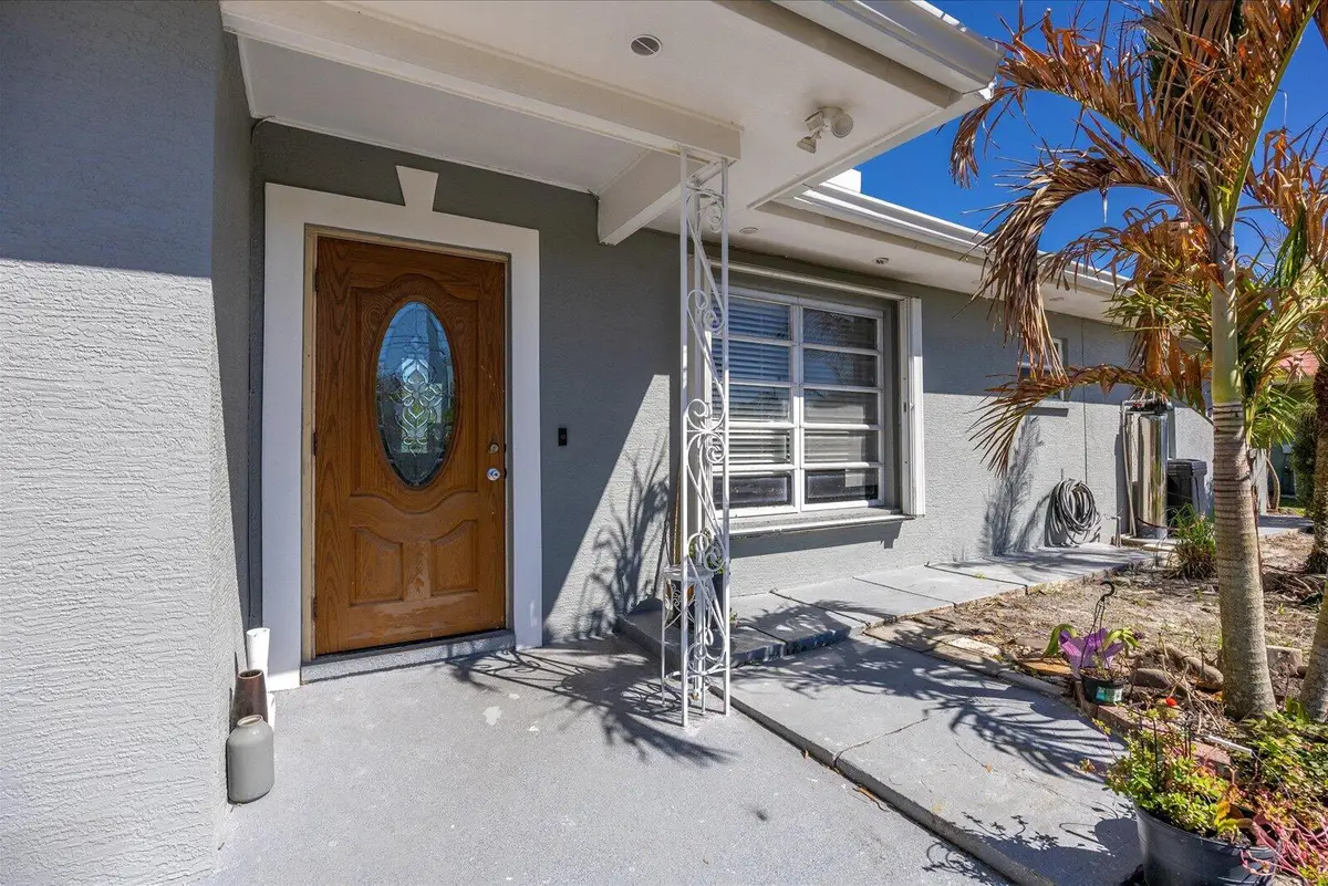 403 NE Oleander Avenue, Port Saint Lucie, FL 34952 - #1