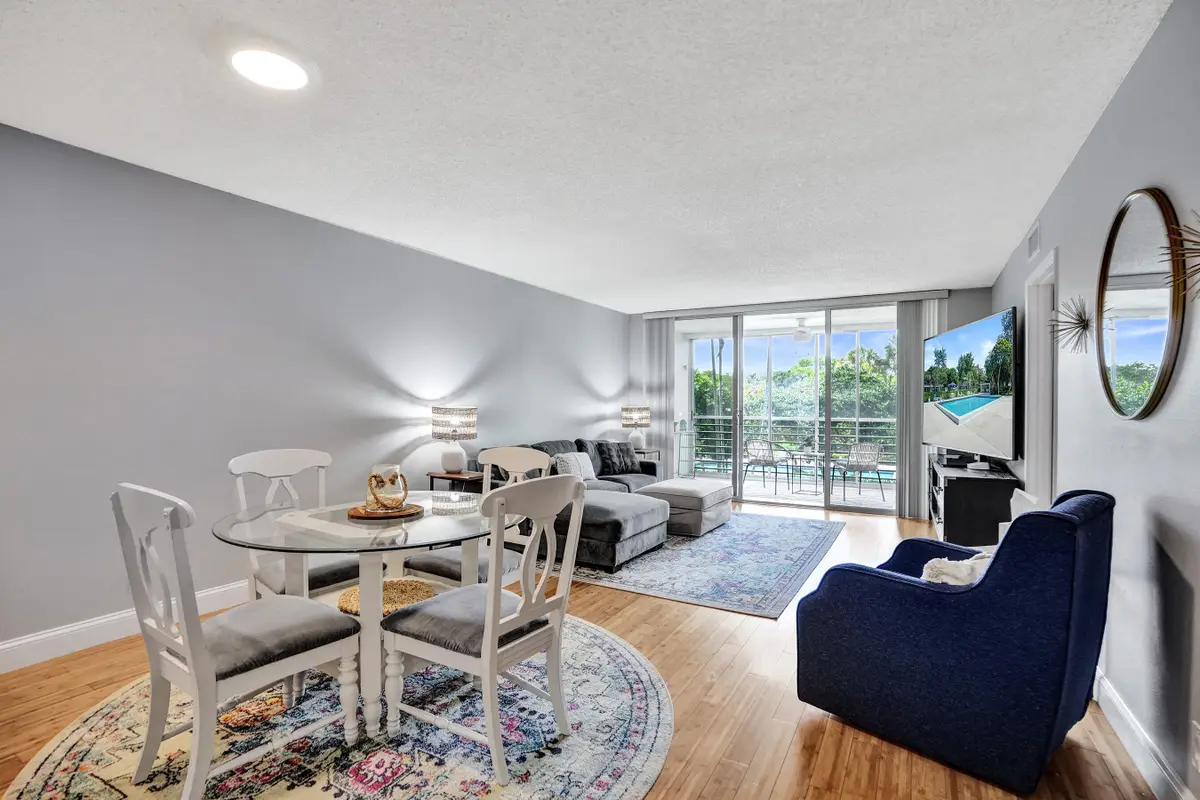 4200 Oaks Terrace #203, Pompano Beach, FL 33069 - #1