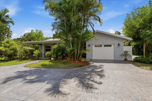 14550 SW 24th Street, Davie, FL 33325