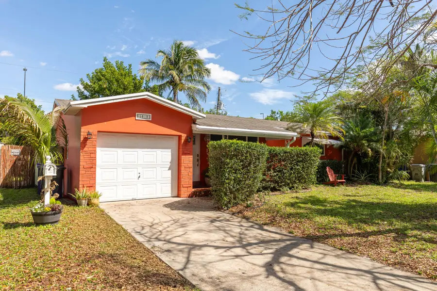 5819 Monroe Street, Hollywood, FL 33023 - #2