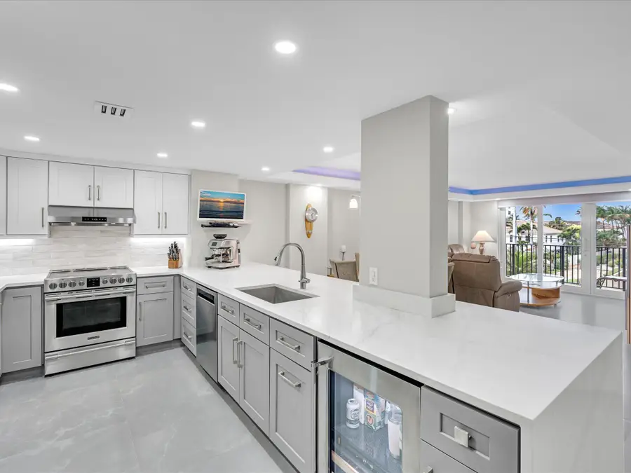 1150 Hillsboro Mile #302, Hillsboro Beach, FL 33062 - #2