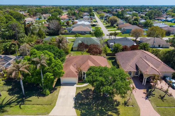 1717 SW Erie Street, Port St Lucie, FL 34953