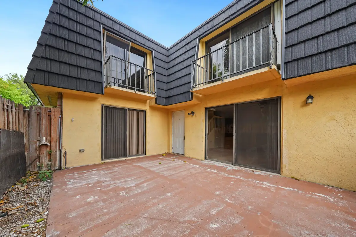 262 Woodland Road, Palm Springs, FL 33461 - #1