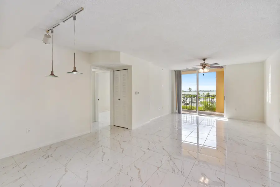 1200 Scotia Drive #404, Hypoluxo, FL 33462 - #3