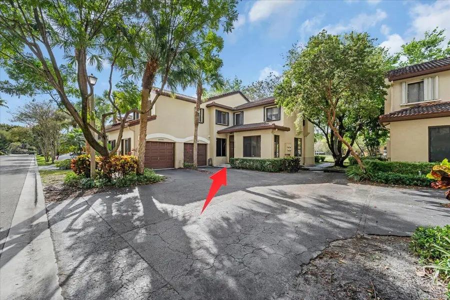 10538 NW 10th Street, Plantation, FL 33322 - #2