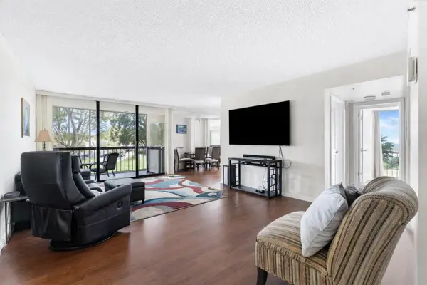 1832 Bridgewood Drive, Boca Raton, FL 33434