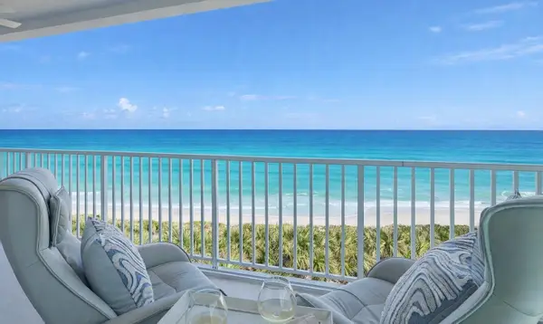 8810 S Sea Oaks Way #406, Vero Beach, FL 32963