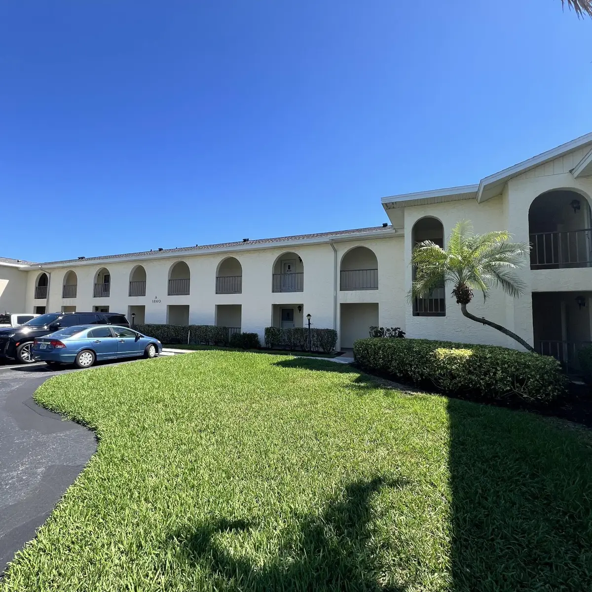 1860 Robalo Drive #104, Vero Beach, FL 32960 - #1