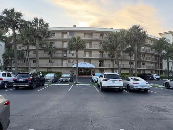 3605 S Ocean Boulevard, South Palm Beach, FL 33480