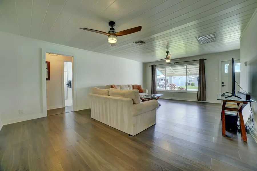 132 NW 10th Court, Boynton Beach, FL 33426 - #2