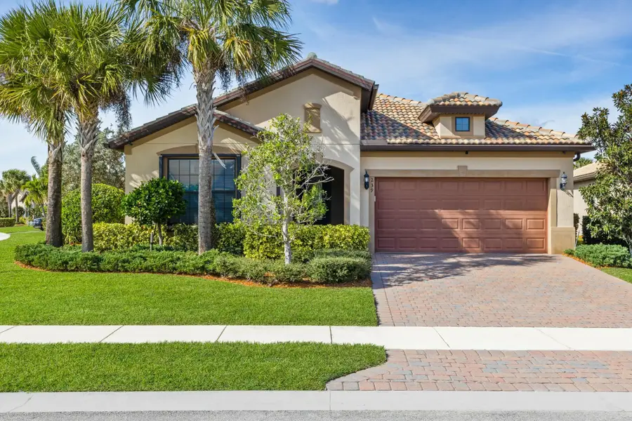 239 SE Courances Drive, Port Saint Lucie, FL 34984 - #2