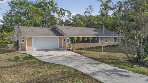 16087 E Pleasure Drive, The Acreage, FL 33470