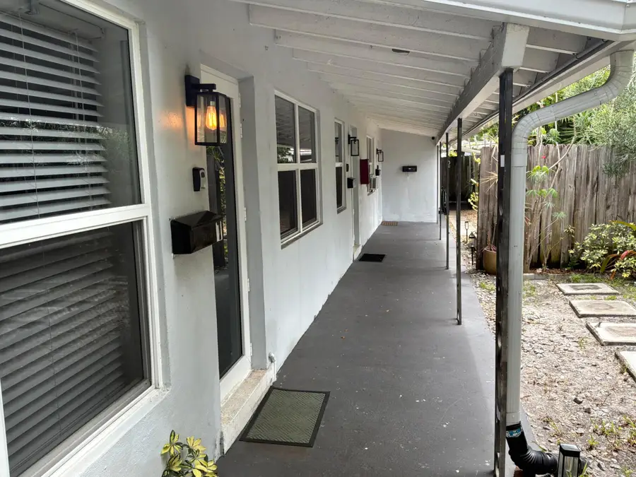 1516 N Dixie Highway #1-2, Fort Lauderdale, FL 33304 - #3