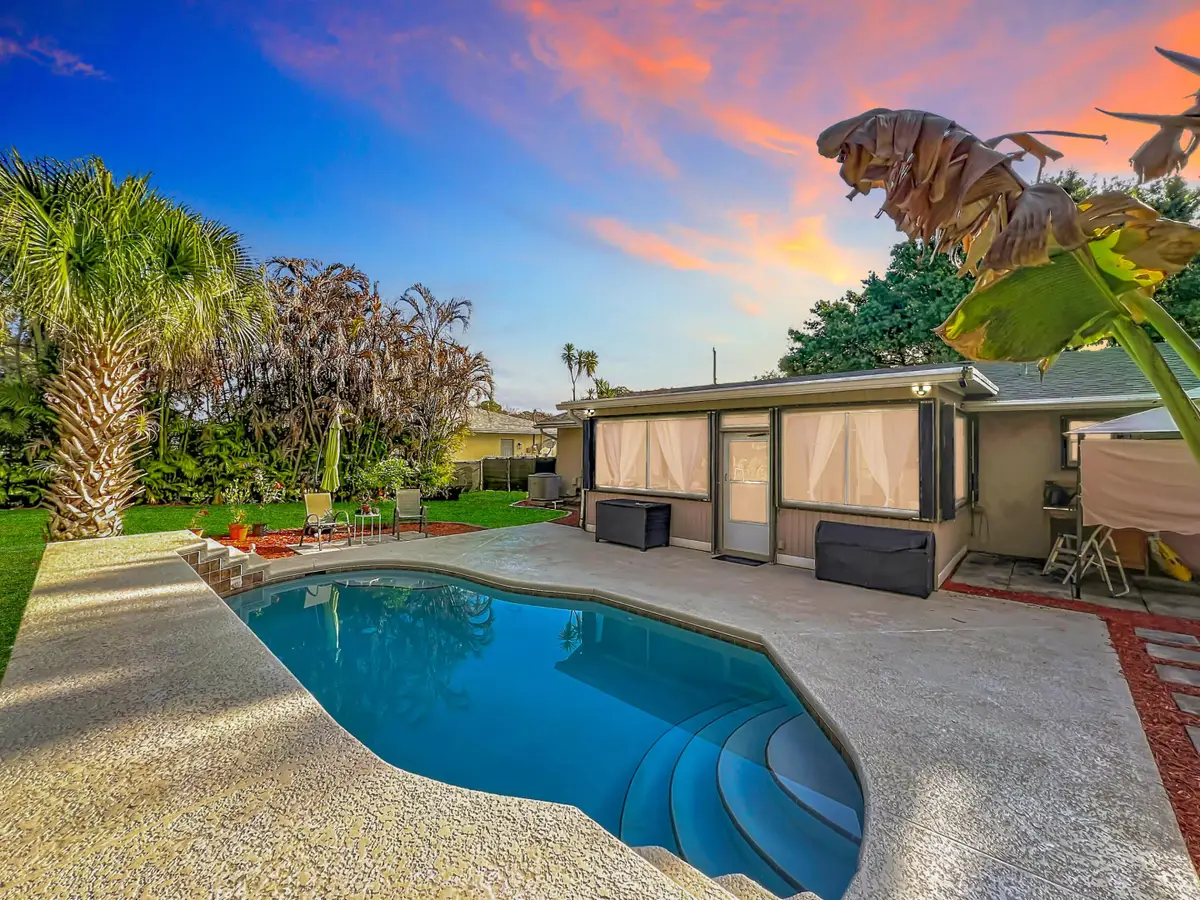 534 NW Kingston Street, Port Saint Lucie, FL 34983 - #1