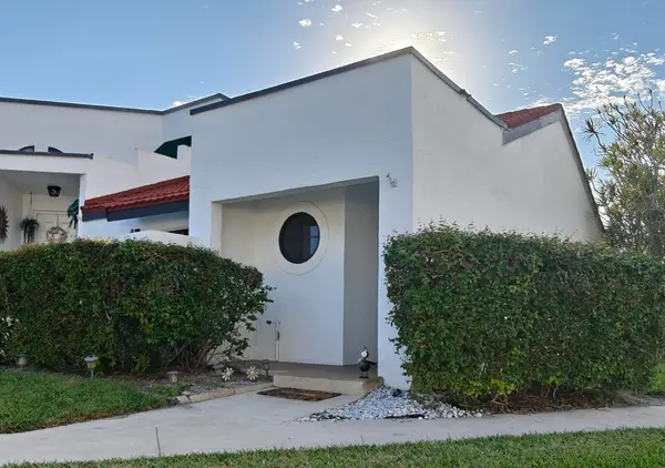 385 NW 36th Avenue, Deerfield Beach, FL 33442