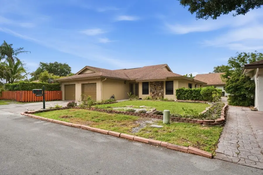 6621 NW 4th Court, Plantation, FL 33317 - #2
