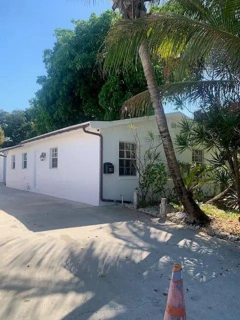 512 Biscayne Drive, West Palm Beach, FL 33401 - #1