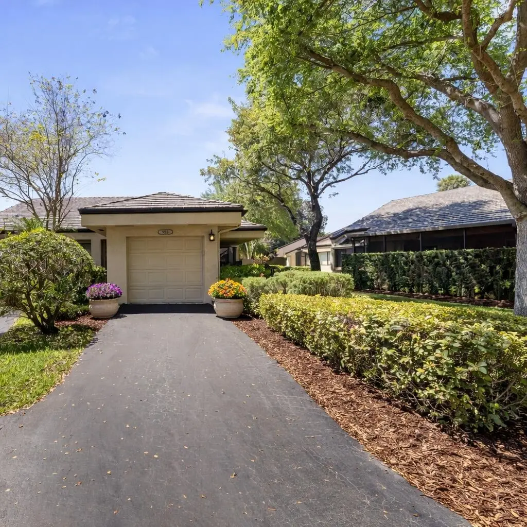 9272 Chelsea Drive S, Plantation, FL 33324 - #1