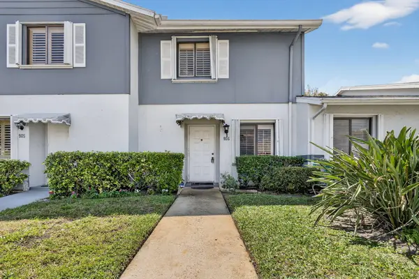 2641 W Gately Dr W #906, West Palm Beach, FL 33415