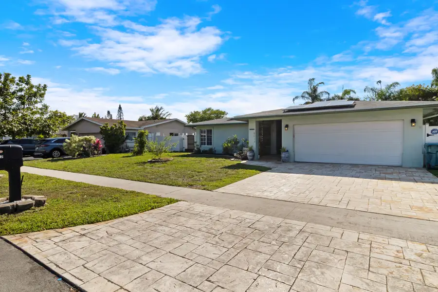8017 NW 74th Terrace, Tamarac, FL 33321 - #2