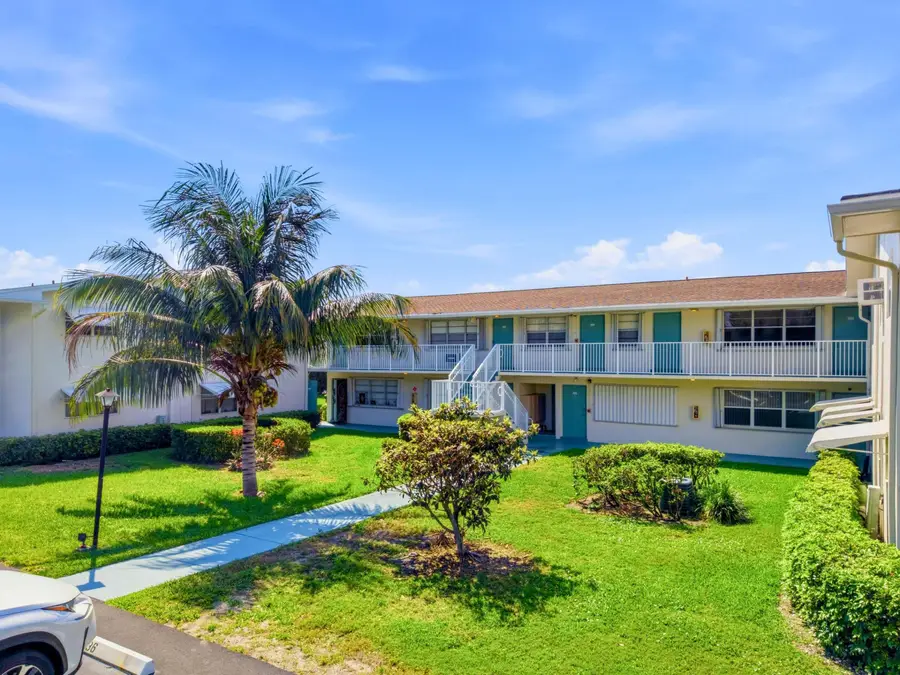 480 Horizon W, Boynton Beach, FL 33435 - #3