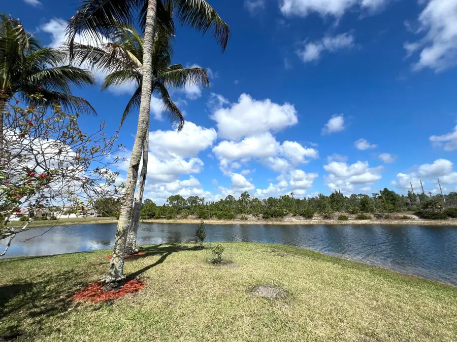 4552 N San Andros, West Palm Beach, FL 33411 - #3