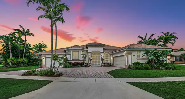 9433 Lantern Bay Circle, West Palm Beach, FL 33411