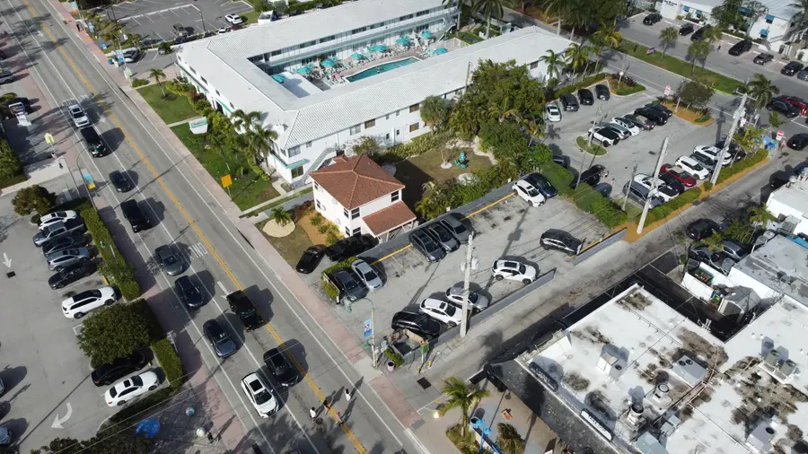 4412 N Ocean Drive, Fort Lauderdale, FL 33308 - #3