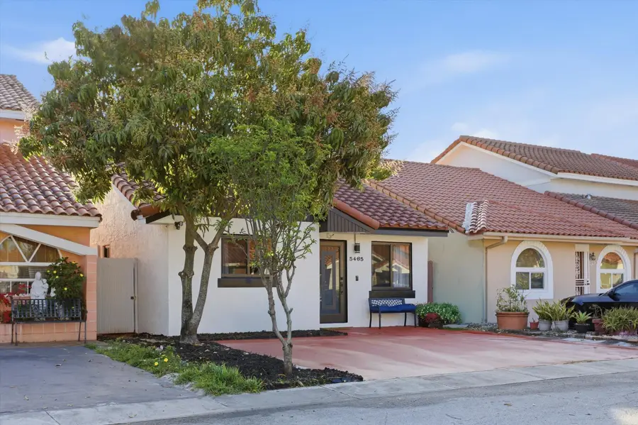 5465 W 27th Lane, Hialeah, FL 33016 - #3