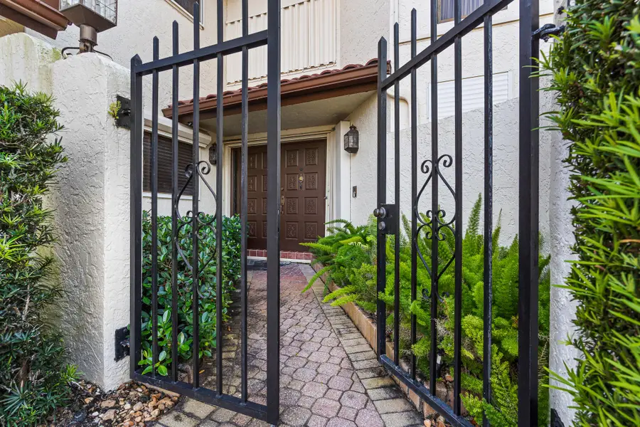 22589 Esplanada Drive, Boca Raton, FL 33433 - #2