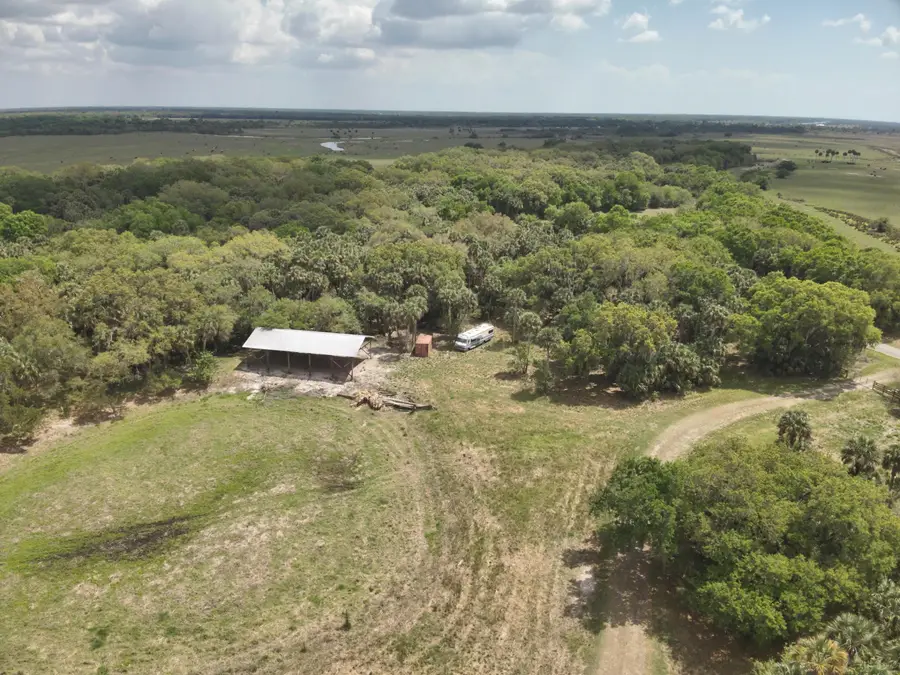 1002 Bankers Road, Lorida, FL 33857 - #2